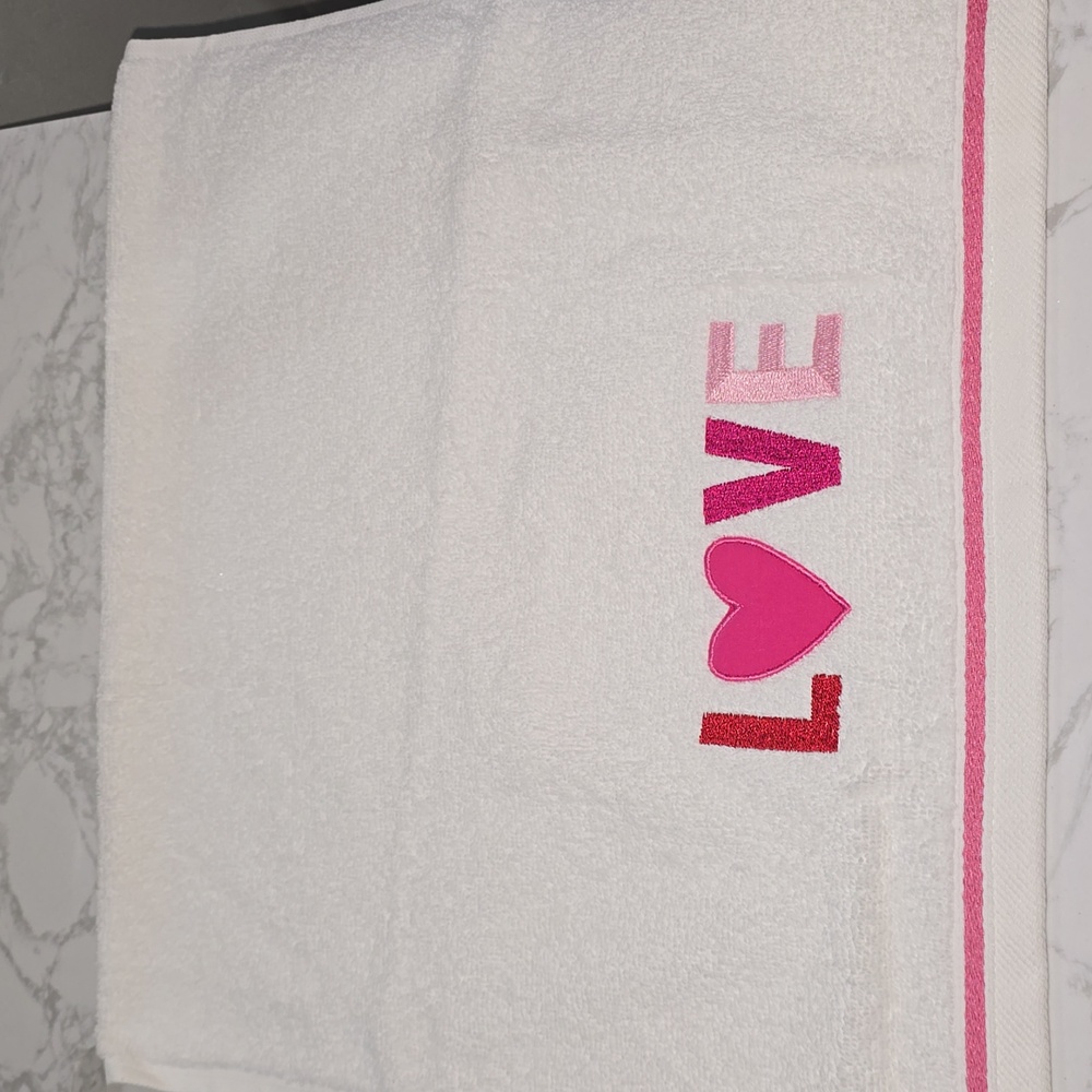 Valentine's Day Hand & Guest Towels-Love - Picture 12 of 12